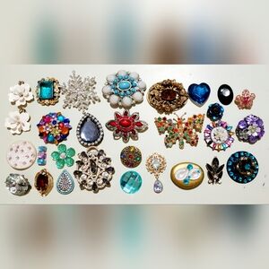 29 Piece Broken Jewelry For Jewelry Art